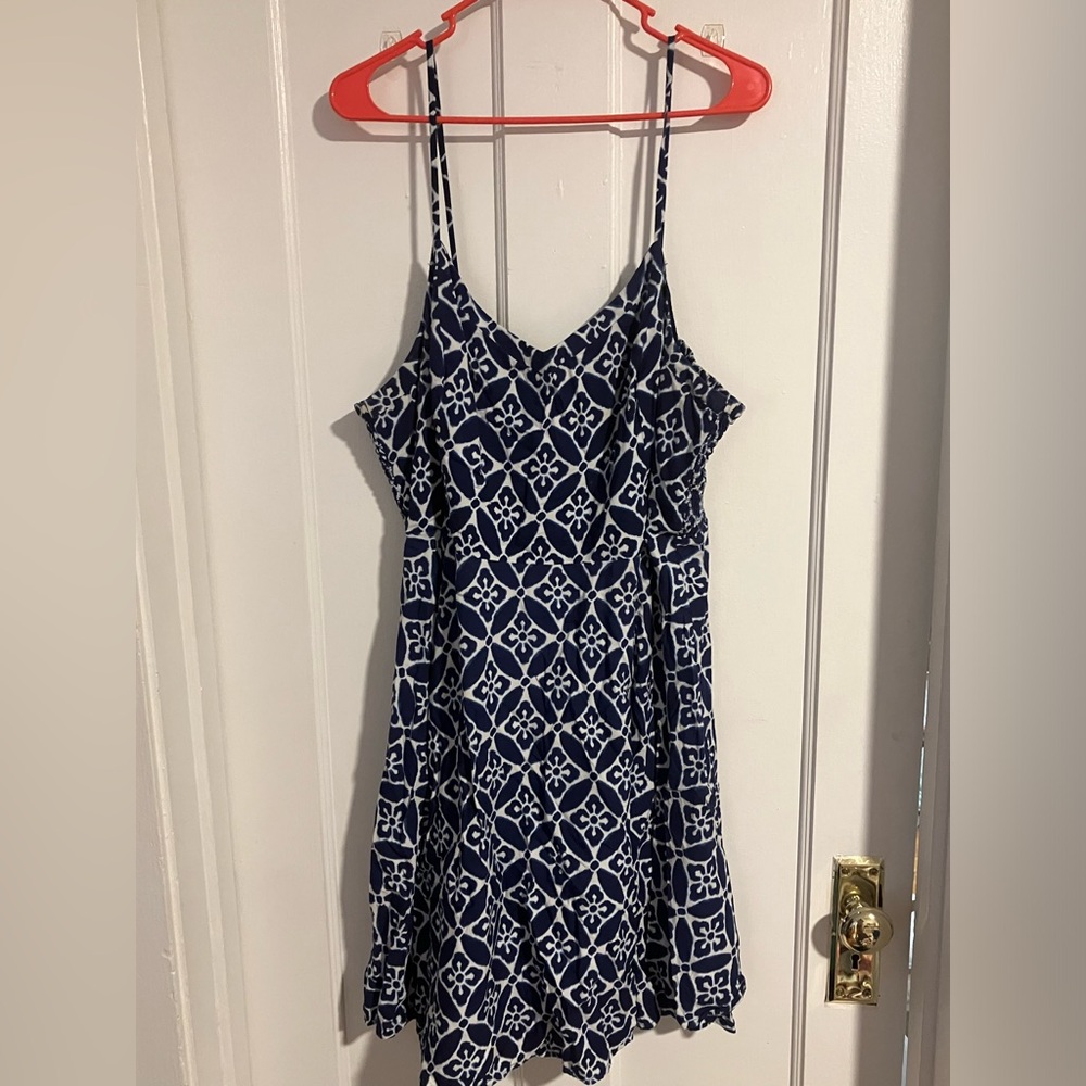 Old Navy blue and white mini skater sun dress